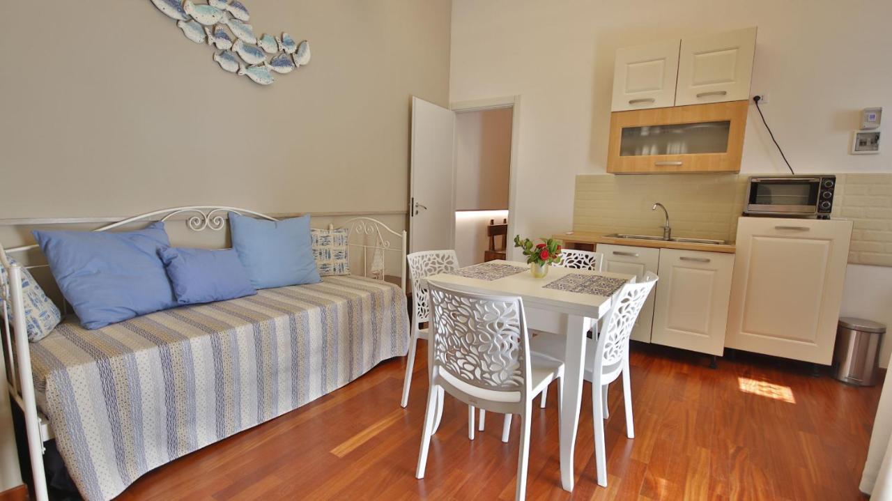 Casa Levante A 75 Mt Dalla Spiaggia Monopoli Exterior foto