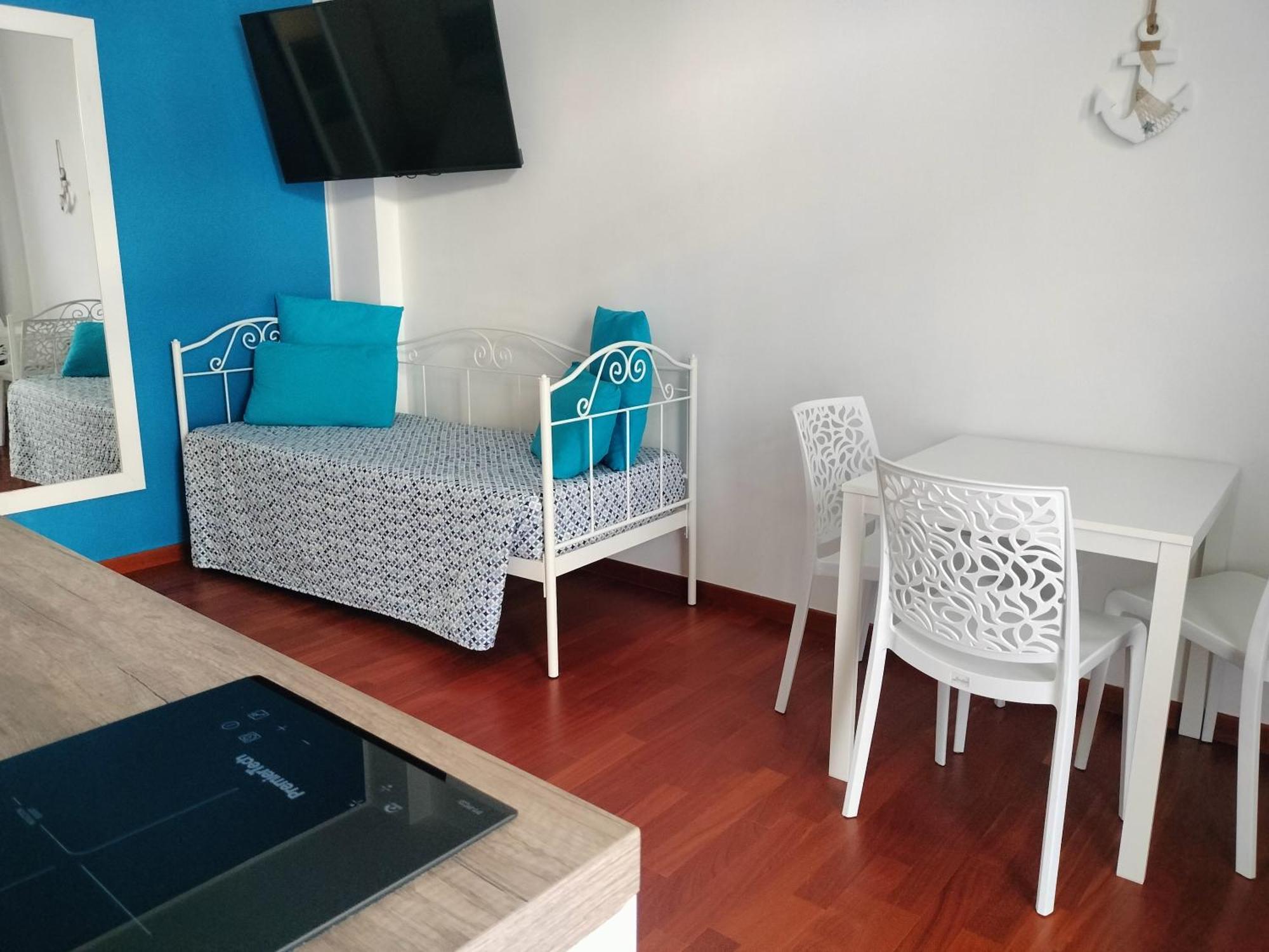 Casa Levante A 75 Mt Dalla Spiaggia Monopoli Exterior foto