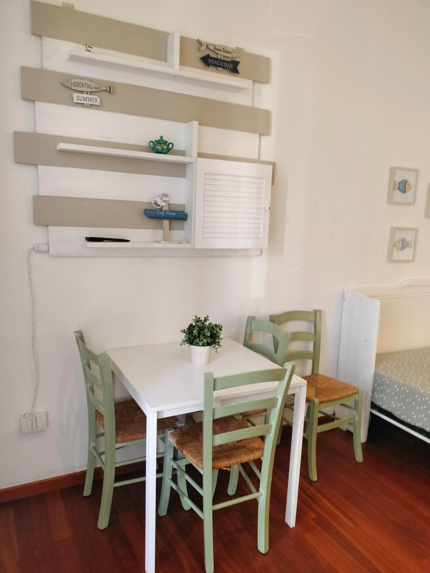 Casa Levante A 75 Mt Dalla Spiaggia Monopoli Exterior foto